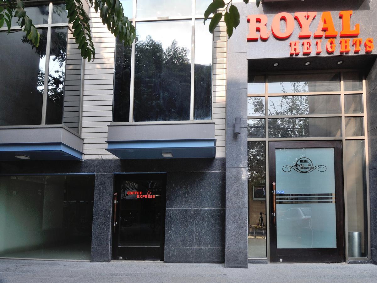 Hotel Royal Grand - Opposite Axis Bank East Patel Nagar Nova Deli Exterior foto